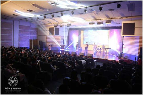 浙大管院MBA音乐节_副本.jpg